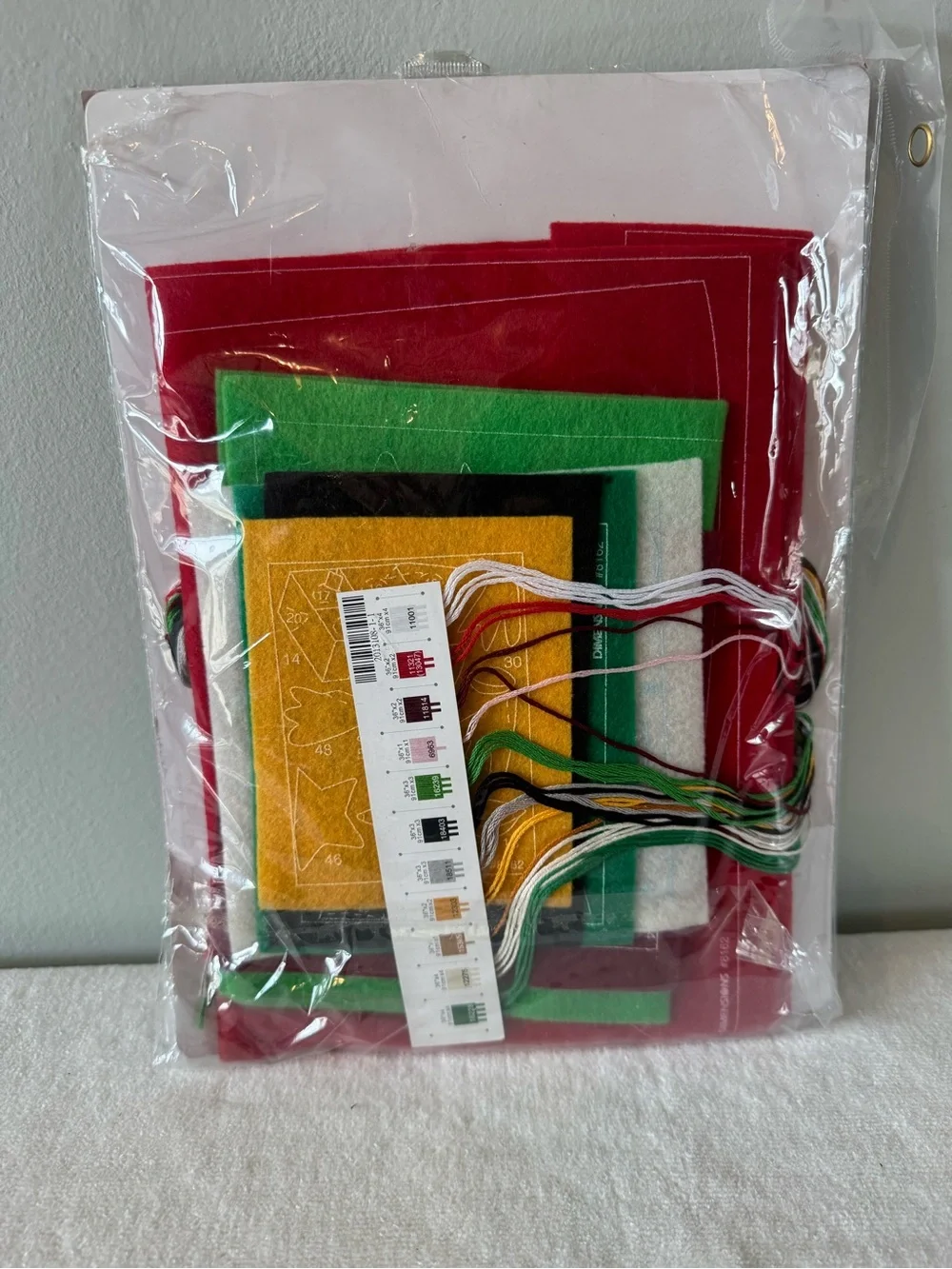 Dimensions FeltWorks Red Peppermint Penguins Holiday Stocking Applique - New Kit